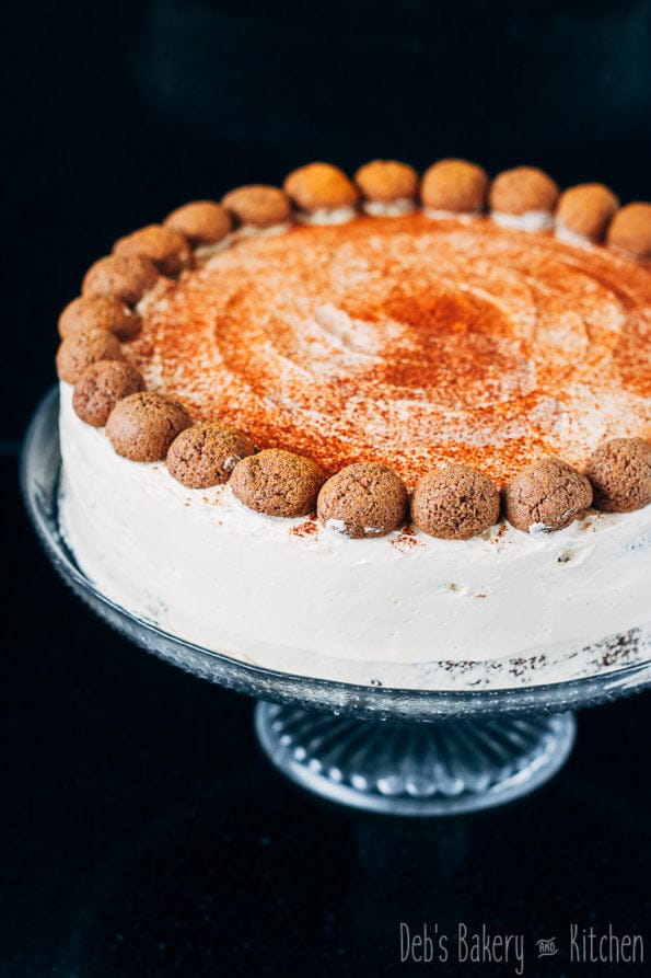 Appel speculaascake met maple frosting