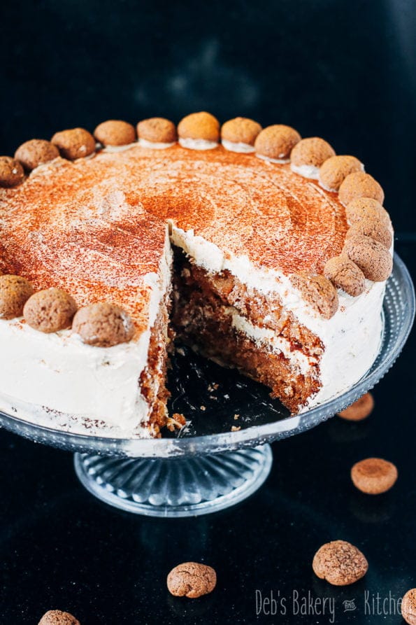 Appel speculaascake met maple frosting