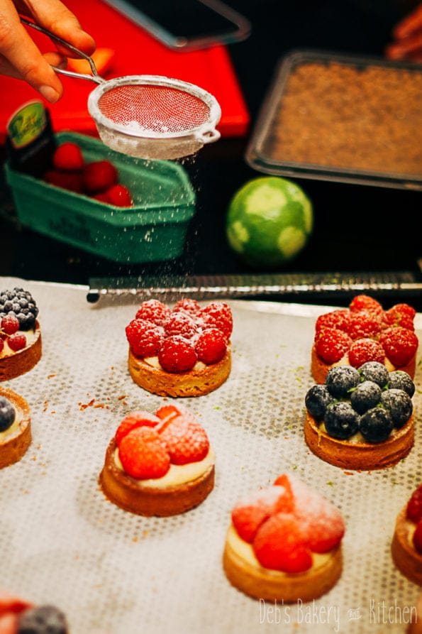 workshop kleine taartjes bij Petit Gateau