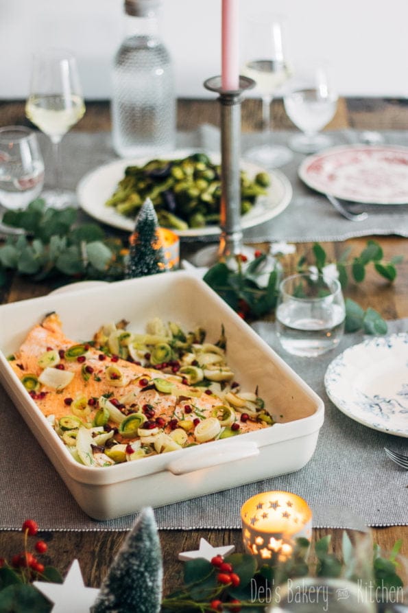 zalmzijde uit de oven met venkel, prei en granaatappelpitjes