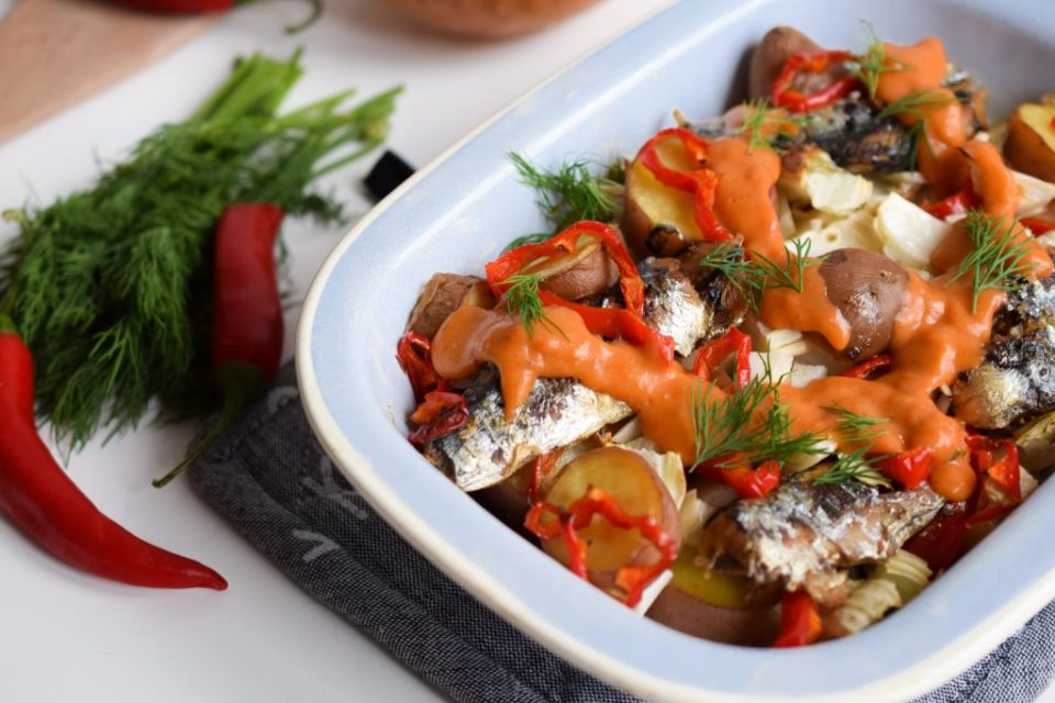 sardines-met-venkel-en-rode-pepersaus