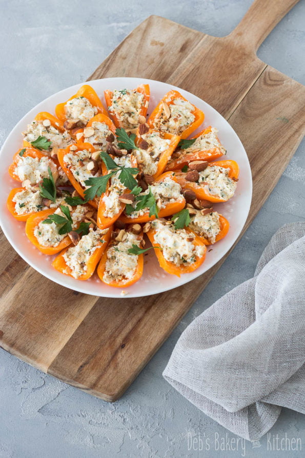 gevulde snackpaprika's met geitenkaas