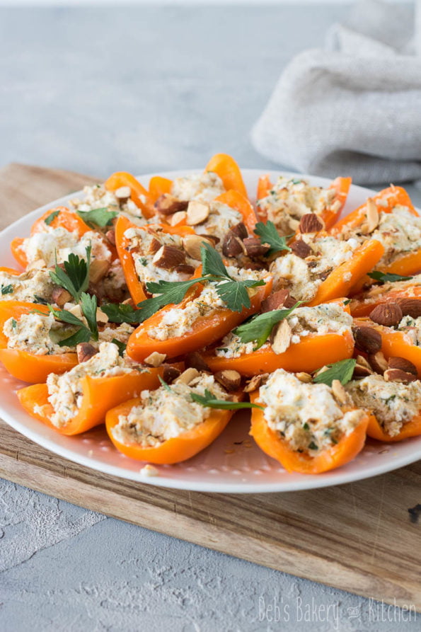 gevulde snackpaprika's met geitenkaas