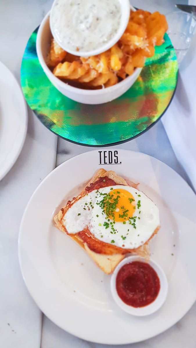Ted's all day breakfast