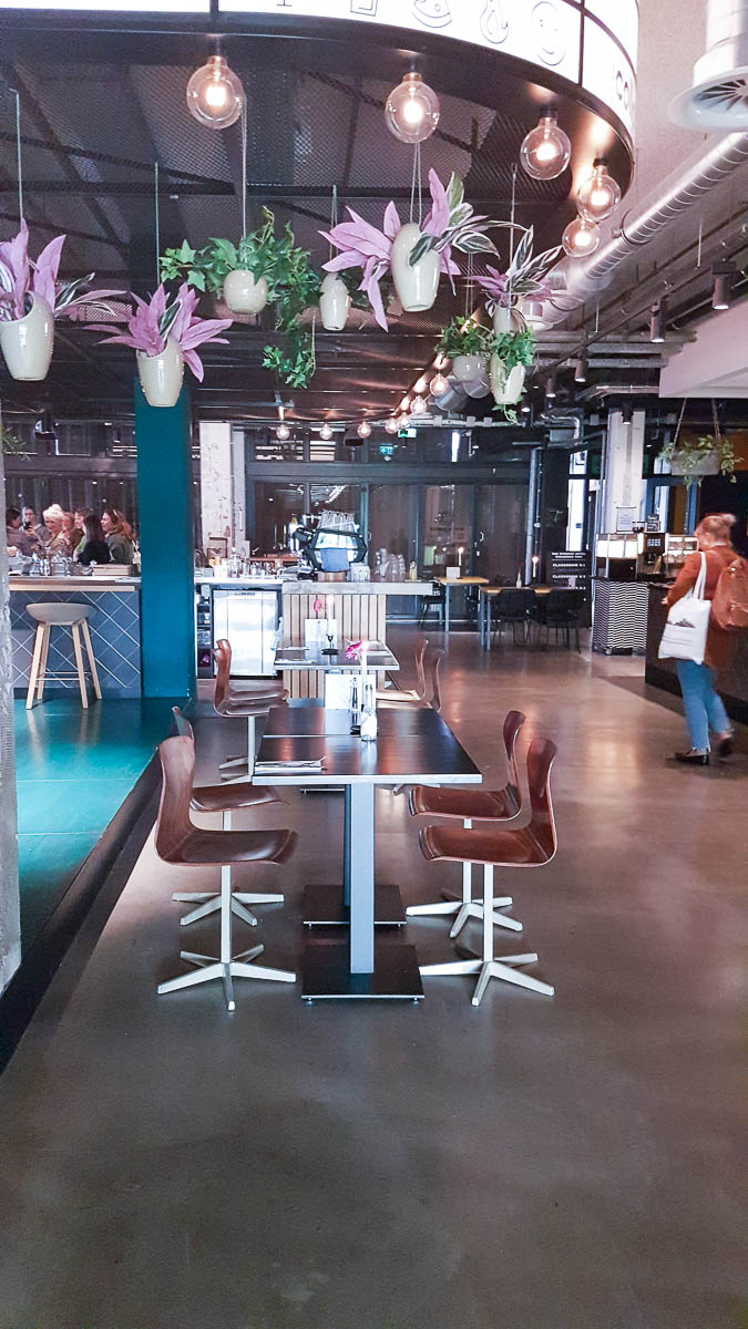 restaurant the commons