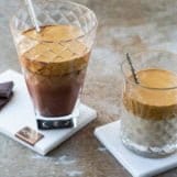 Dalgona koffie in 2 variaties