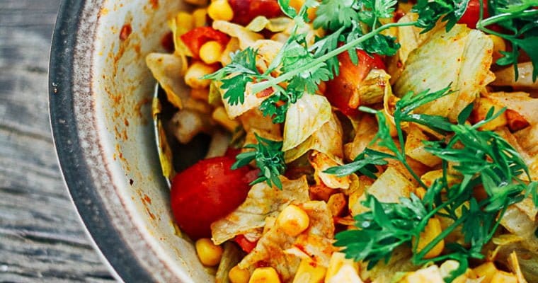 Maissalade met tomaat en koriander