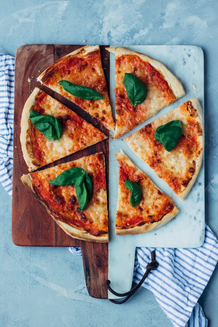 Zelf pizza Margherita maken • Deb's Bakery & Kitchen