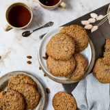 Volkoren havermout koeken met rozijnen