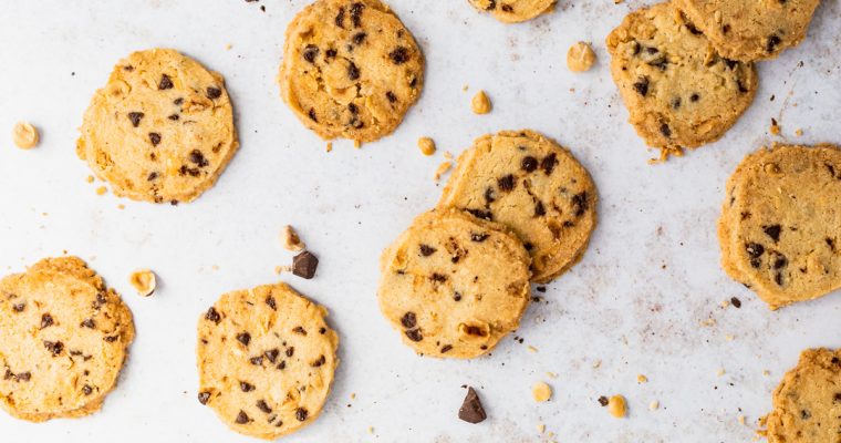 Shortbread koekjes met hazelnoten en chocolate chips