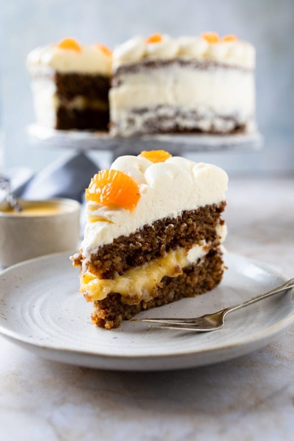 mandarijncake met kardemom en witte chocolade botercrème