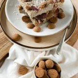 pannenkoek uit de oven met stoofperen en kruidnoten