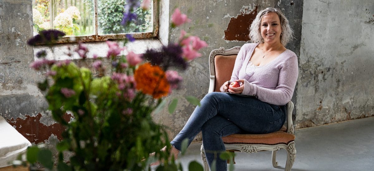 Deb's Bakery & Kitchen