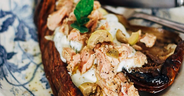 Gepofte aubergine met tonijn
